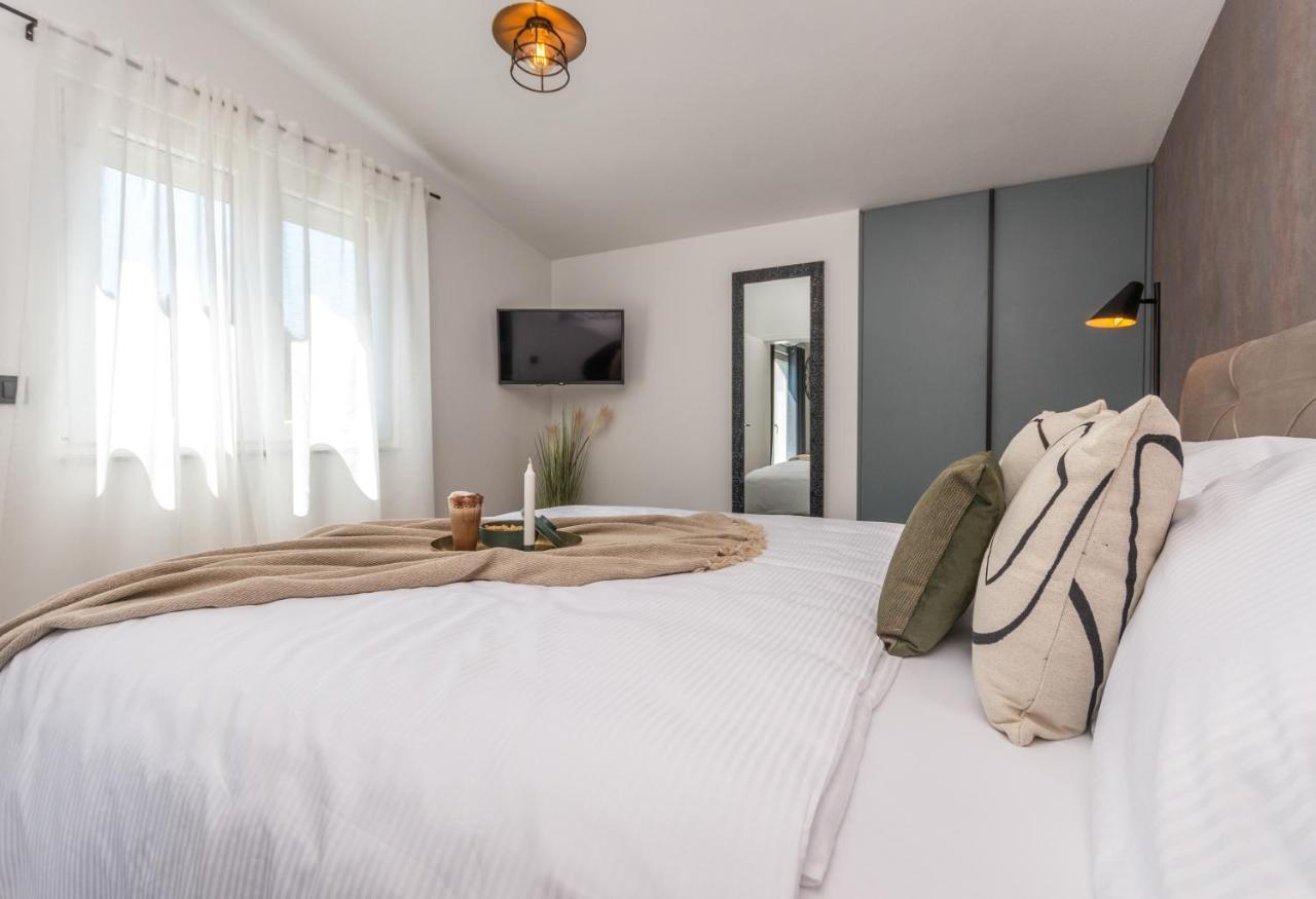 Marilu Luxury Apartments Драге Екстериор снимка