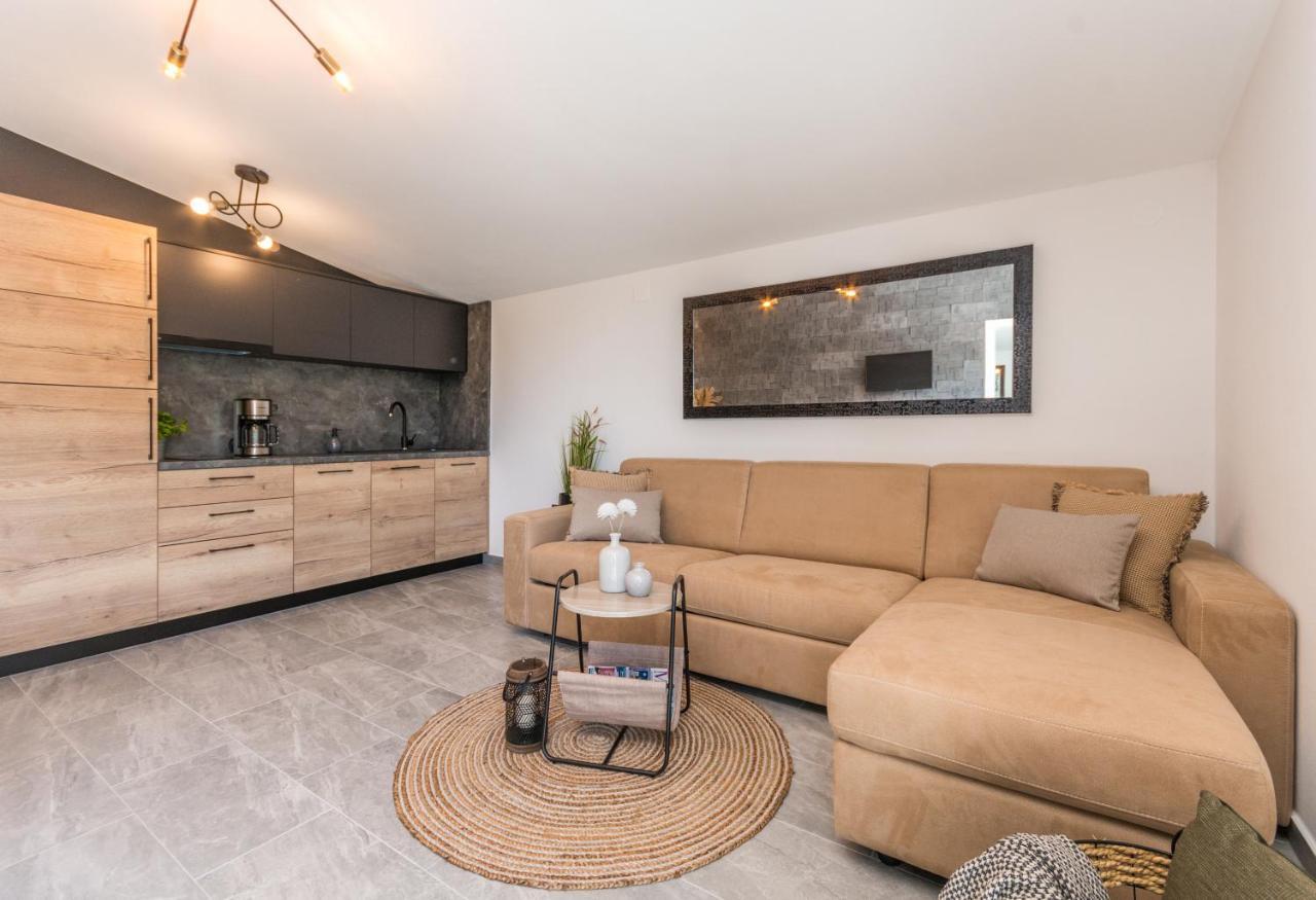 Marilu Luxury Apartments Драге Екстериор снимка