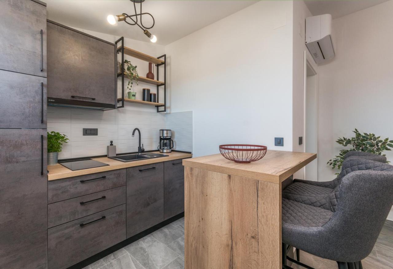 Marilu Luxury Apartments Драге Екстериор снимка
