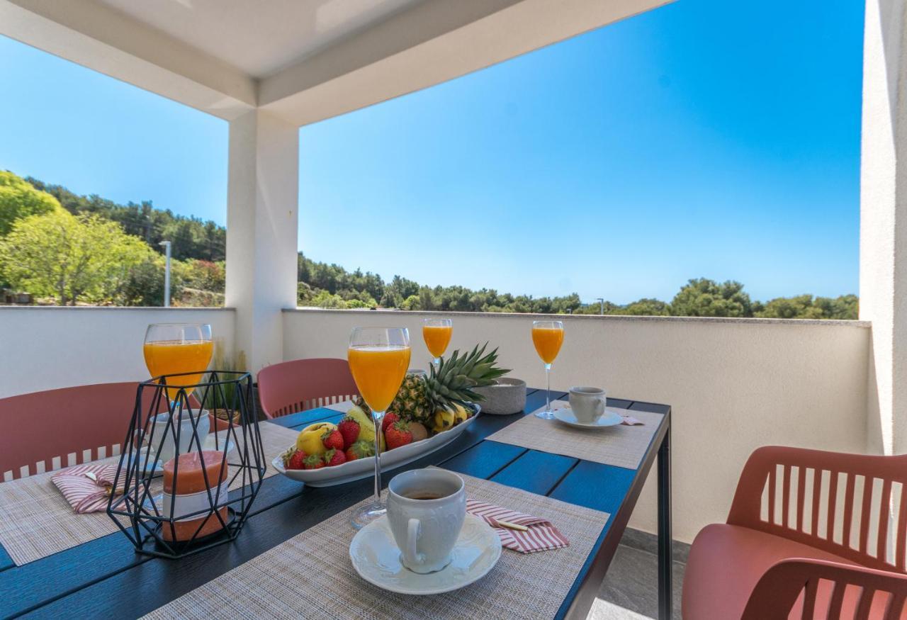 Marilu Luxury Apartments Драге Екстериор снимка