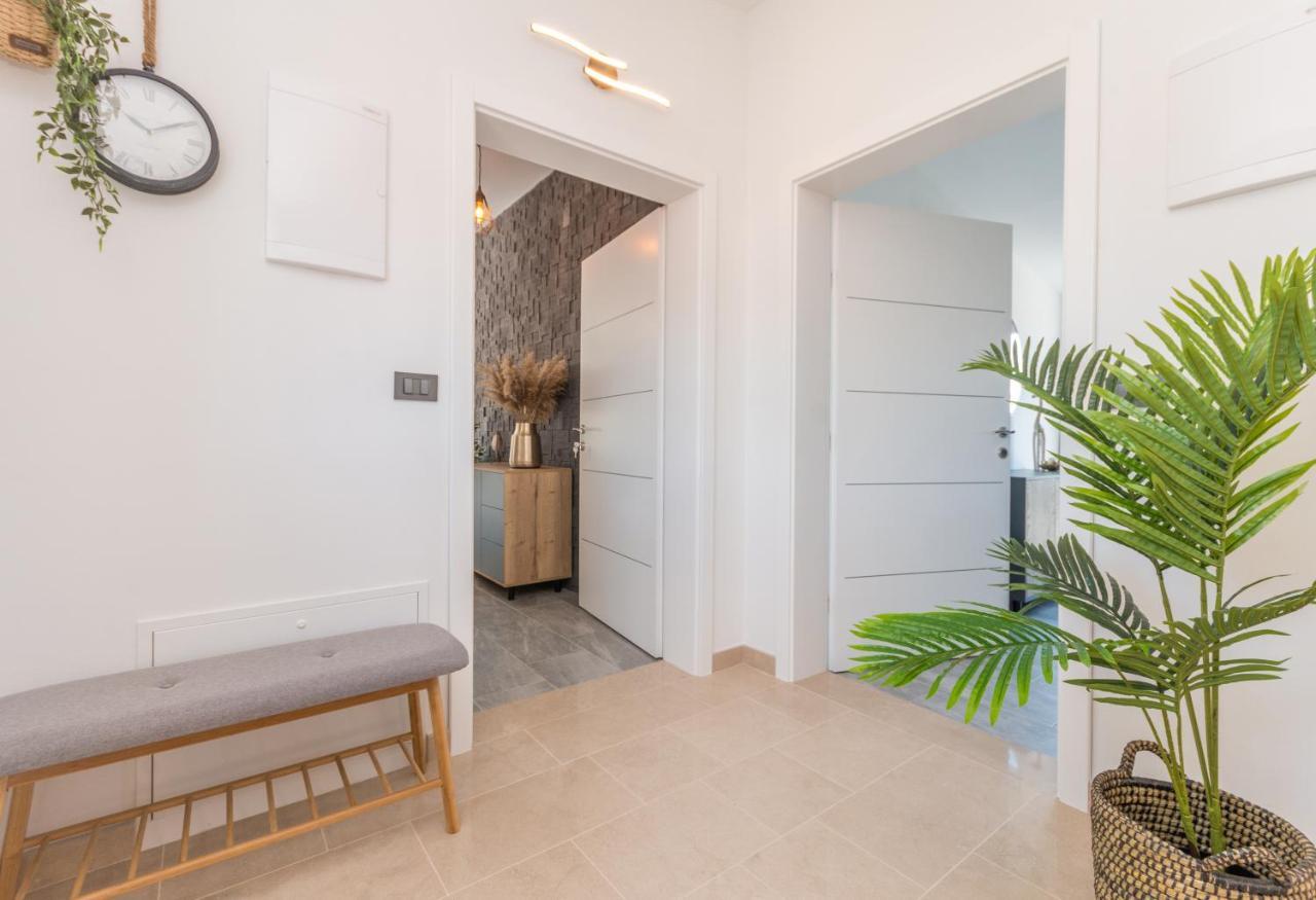 Marilu Luxury Apartments Драге Екстериор снимка