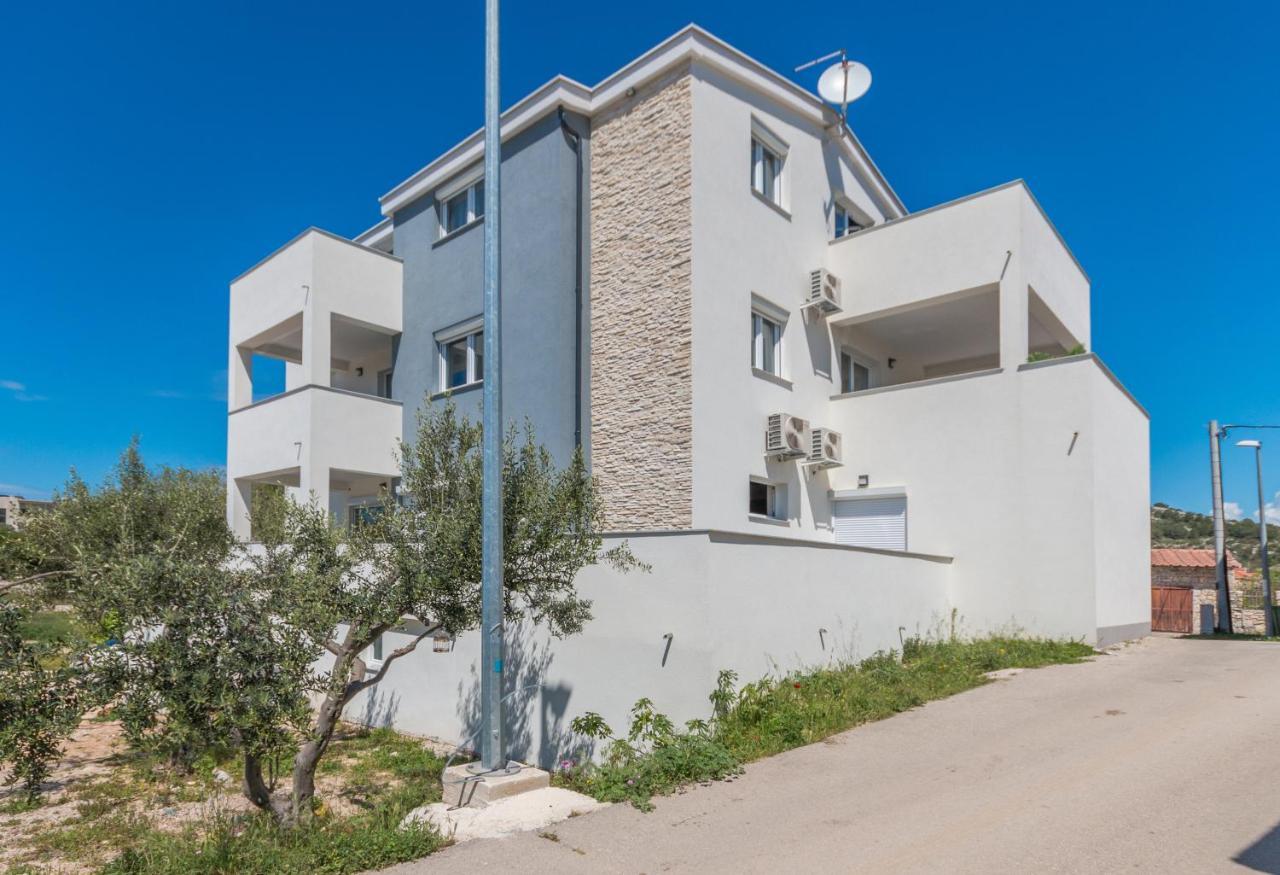 Marilu Luxury Apartments Драге Екстериор снимка